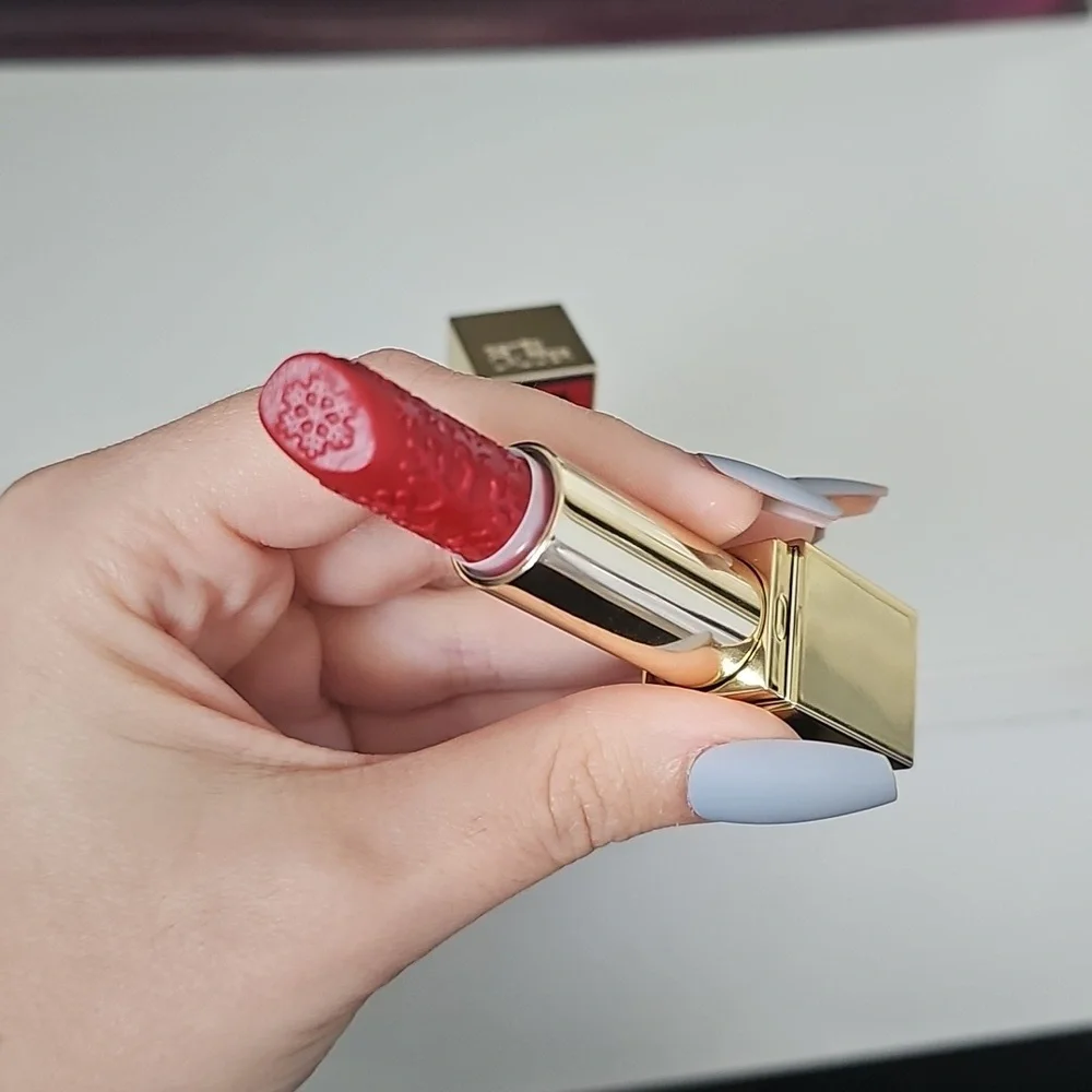 Estee Lauder Pure Color Envy Immortal Red Lipstick Shade 540